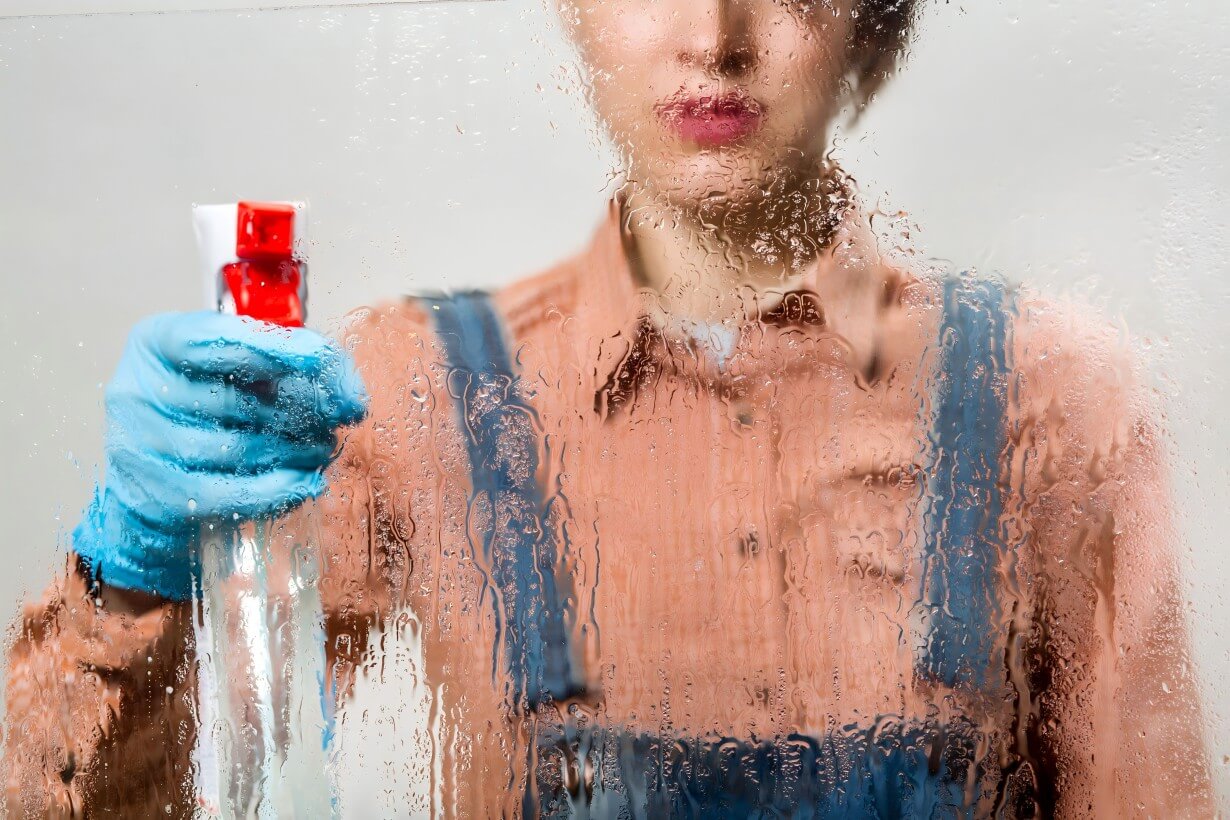 how to clean and maintain acrylic sheet